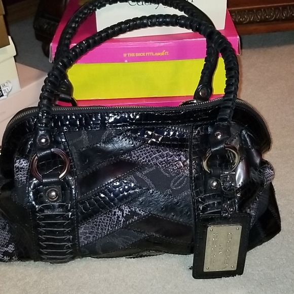 Handbag - Picture 2 of 4